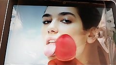 Cumming on Dua Lipa'_s tongue
