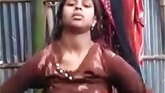 Desi Bengali Village Girl Showing Pussy